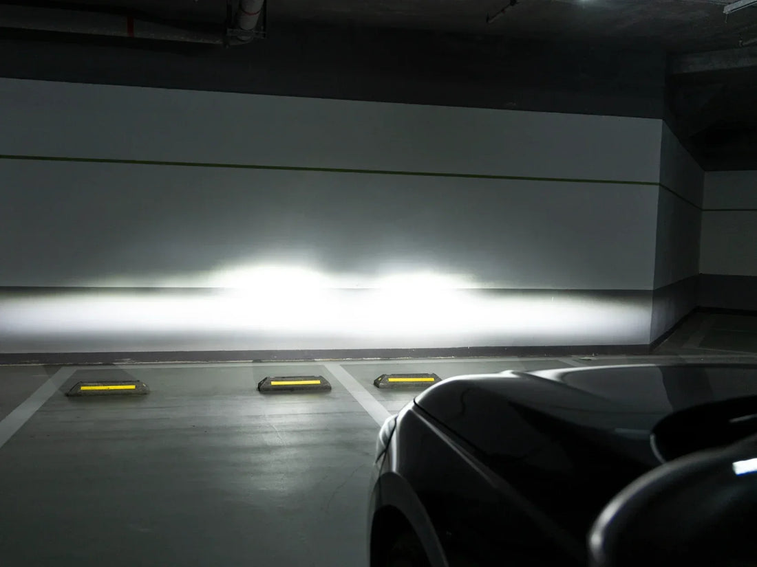 Cool headlight bulbs with 6500K LED color temperature for modern car lighting